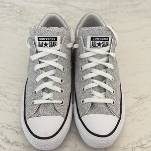 Converse Gray Chuck Taylor Sneakers Classic Design